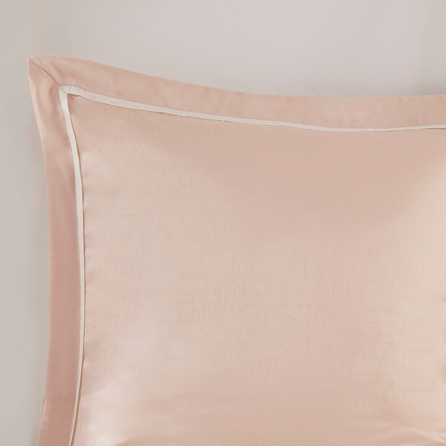 Madison Park Essentials Loretta 24 pezzi Room in a Bag con pannelli per finestre e set di lenzuola