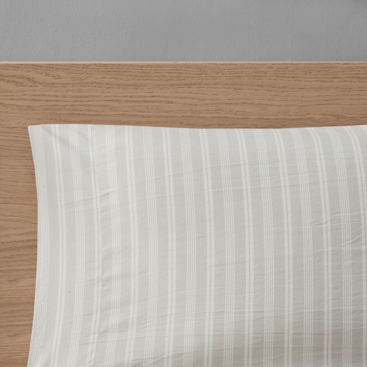 Set copripiumino reversibile Madison Park Essentials Paton Navy con lenzuola