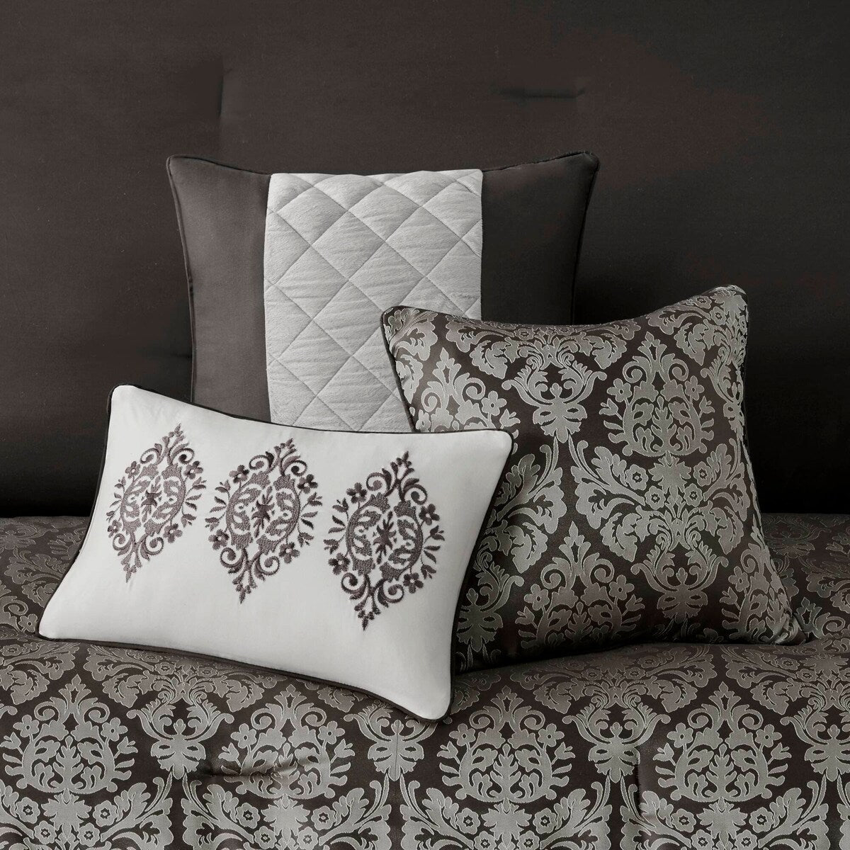 Set copripiumino jacquard Madison Park Lily da 6 pezzi con cuscini decorativi