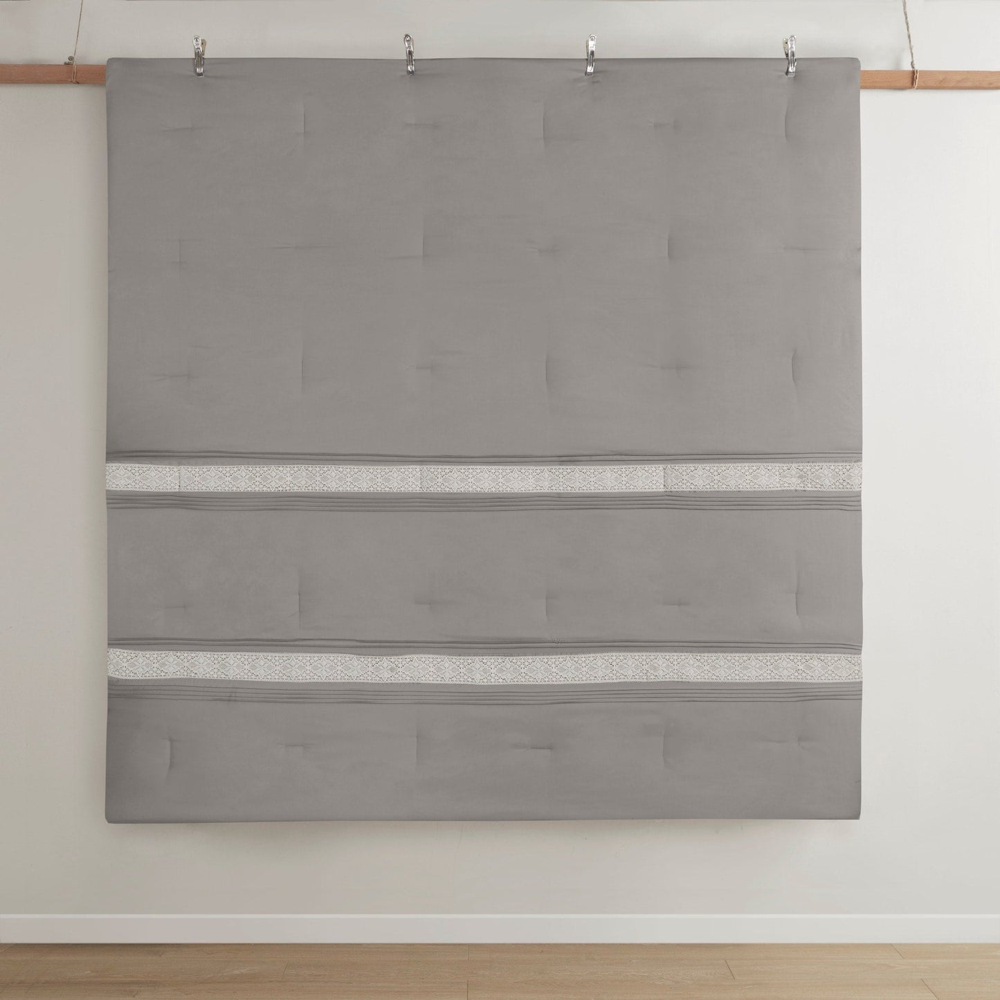 Set copripiumino con bordi in pizzo Marla di Madison Park, 7 pezzi, con cuscini decorativi