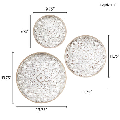 Set di decorazioni da parete in legno intagliato con motivo floreale bianco anticato Madison Park Medallion Trio, 3 pezzi