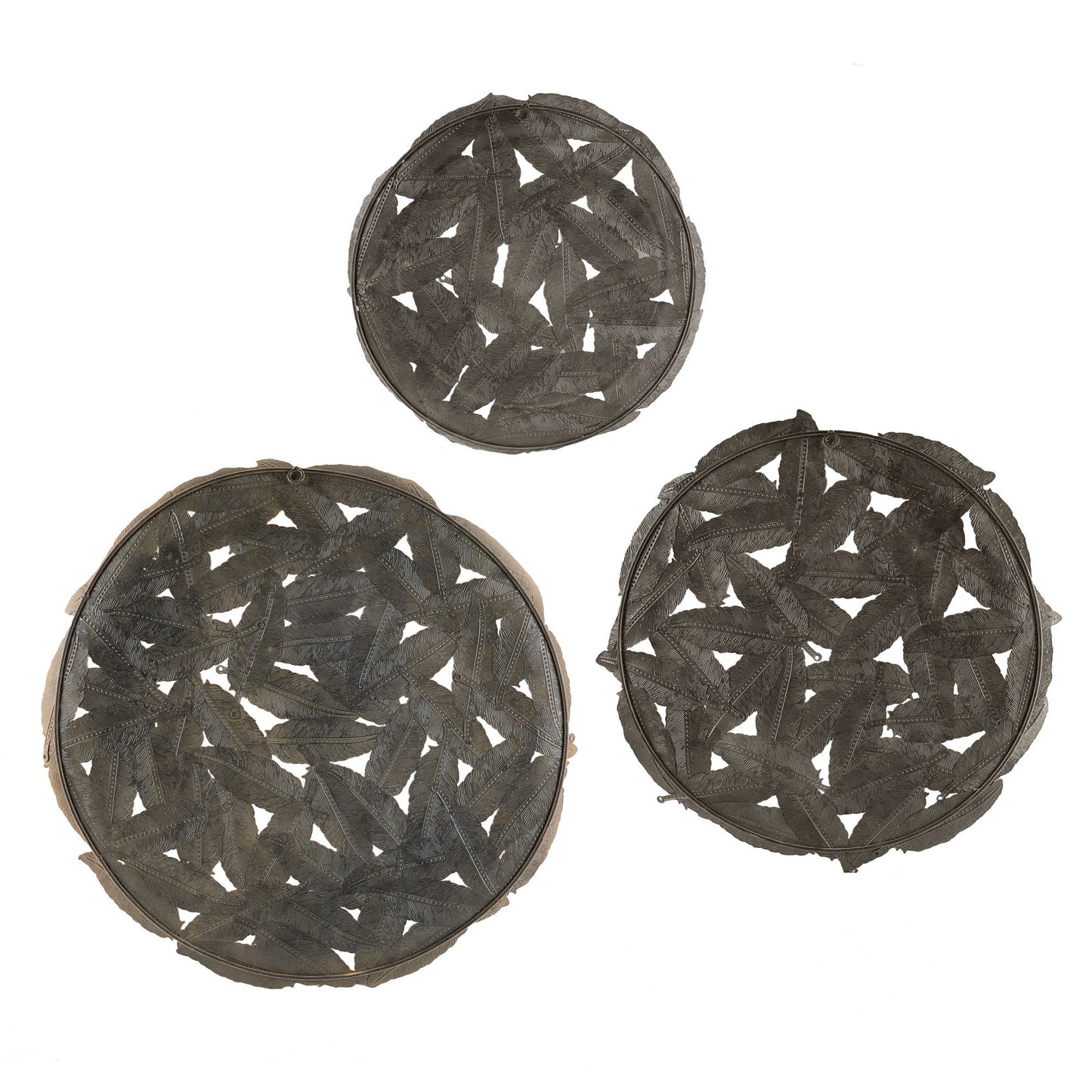 Set di decorazioni da parete in metallo con dischi in piuma testurizzata Rosalie di Madison Park, 3 pezzi