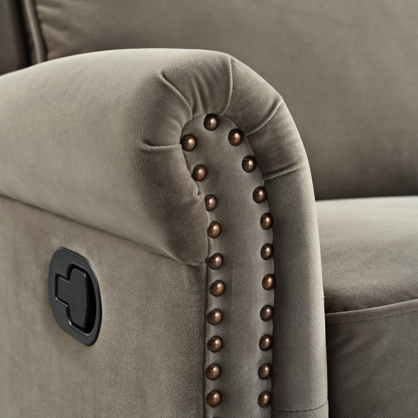 Poltrona reclinabile girevole moderna in velluto Marloo di Christopher Knight Home