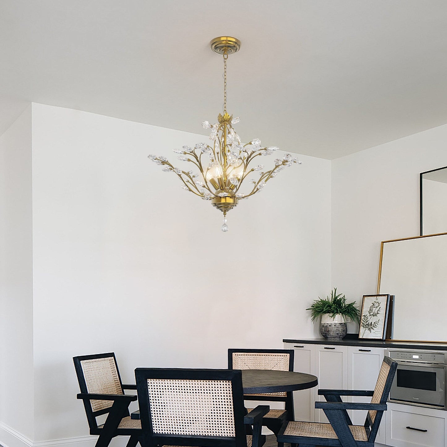 Maxax 4 - Lampadario classico/tradizionale unico con dettagli in cristallo