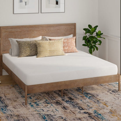 Materasso in memory foam in una scatola arricchito con carbone e tè verde