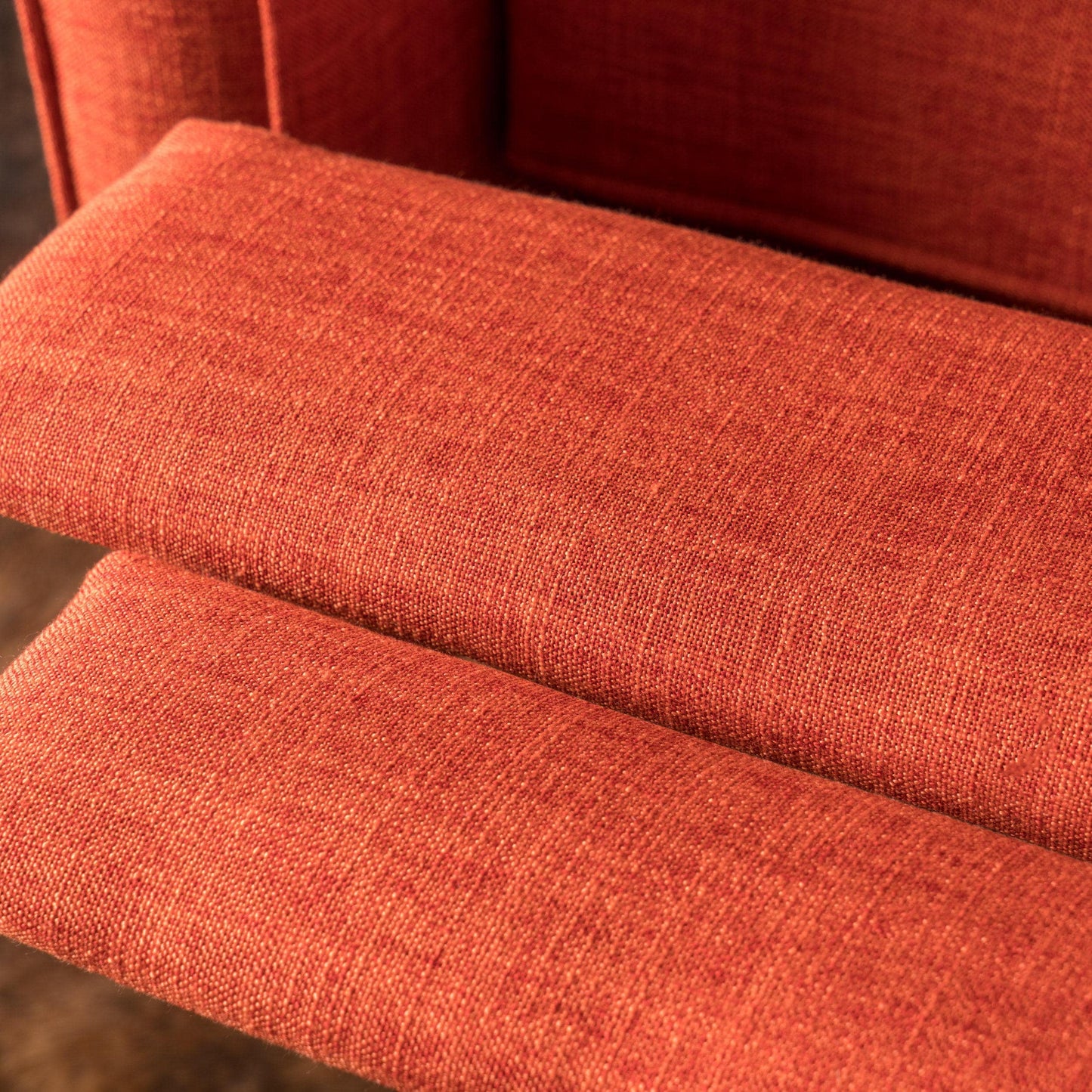 Poltrona reclinabile Mervynn Mid-Century Modern con bottoni in tessuto trapuntato di Christopher Knight Home