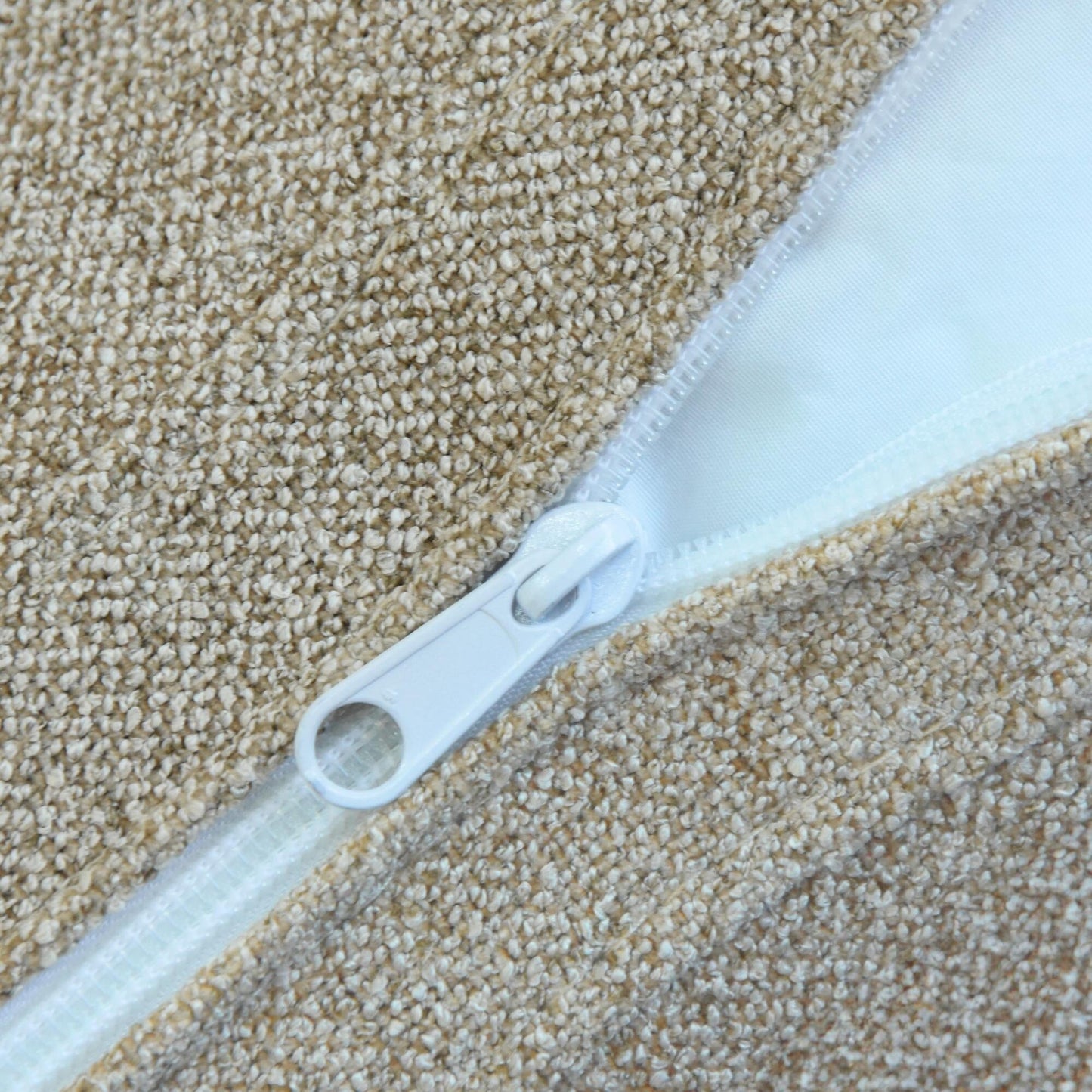 Divano moderno minimalista imbottito, divano componibile modulare imbottito in piuma, divano Cloud.