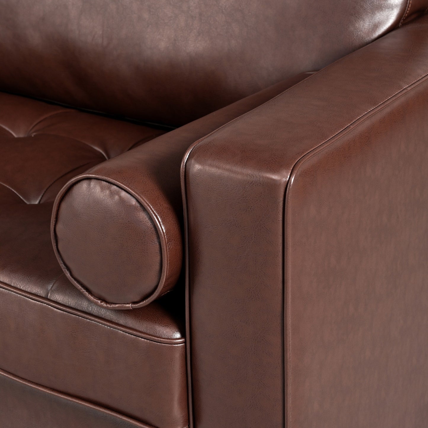 Divano Mirod Mid-Century Modern a 3 posti in pelle PU, design capitonné, gambe in legno massello, 2 cuscini di supporto