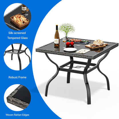 Set da pranzo per esterni Moasis da 5 pezzi - 5 pezzi