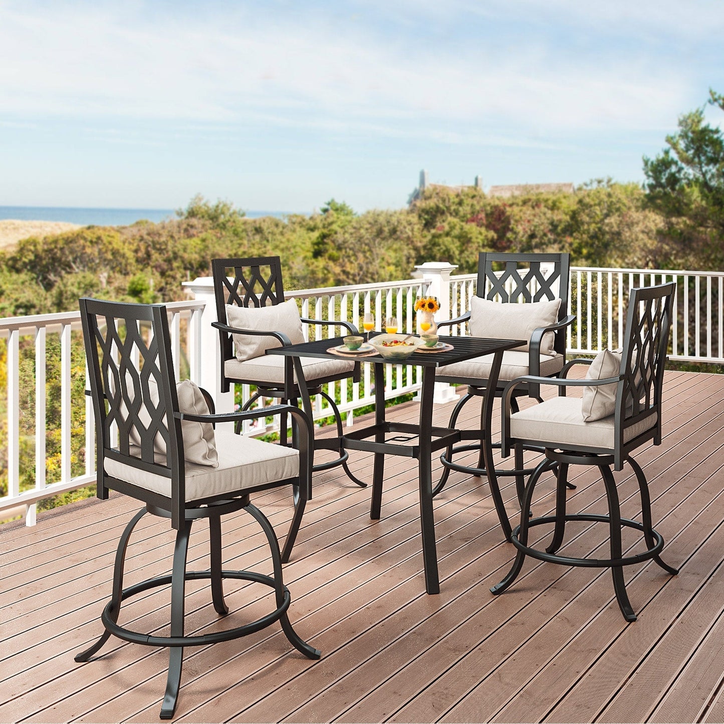 Set da pranzo girevole per esterni con sedie imbottite da 29 W, tavolo da patio