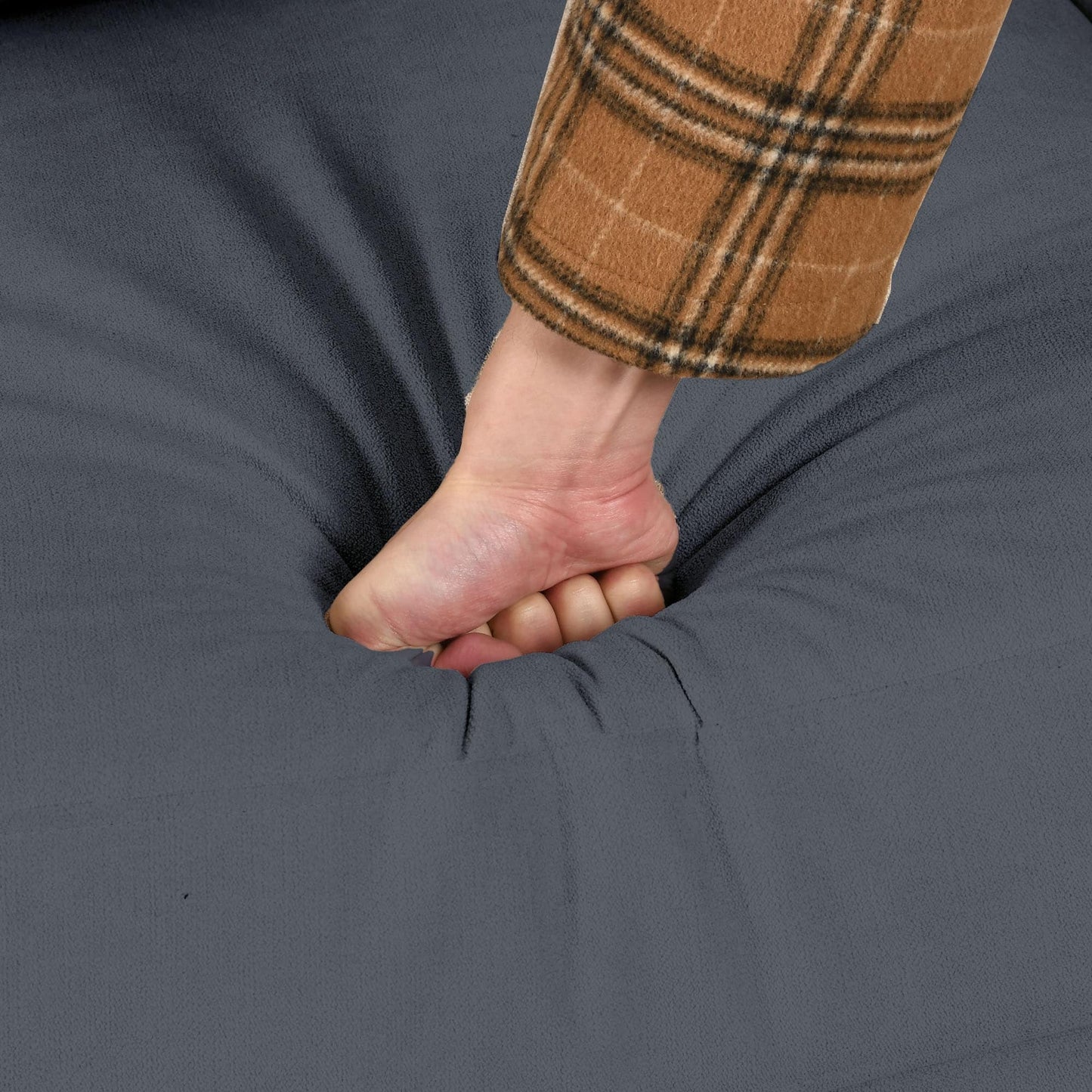 Divano imbottito Moasis 80 a 3 posti, 2 cuscini, divani con tasche laterali per soggiorno