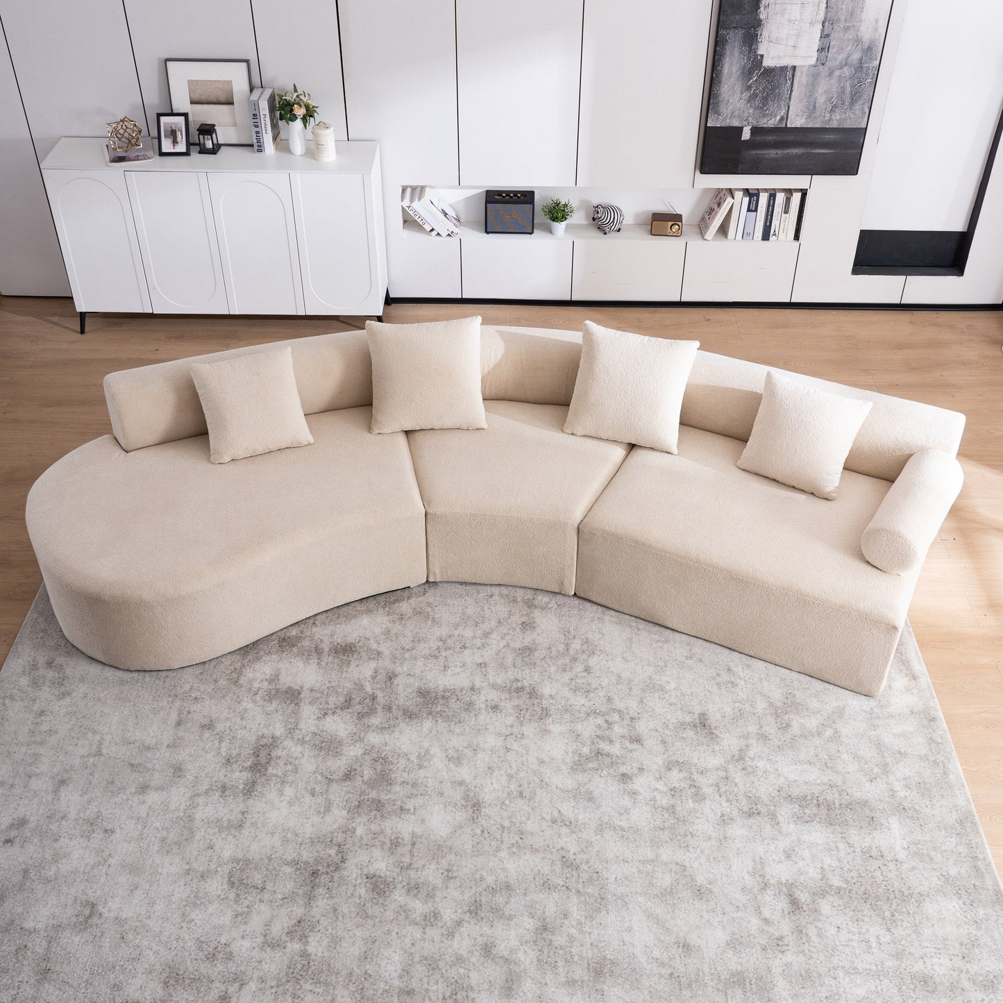 Divano moderno con seduta profonda in memory foam curvo