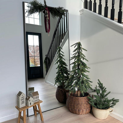 Specchio da terra moderno a figura intera, specchio indipendente