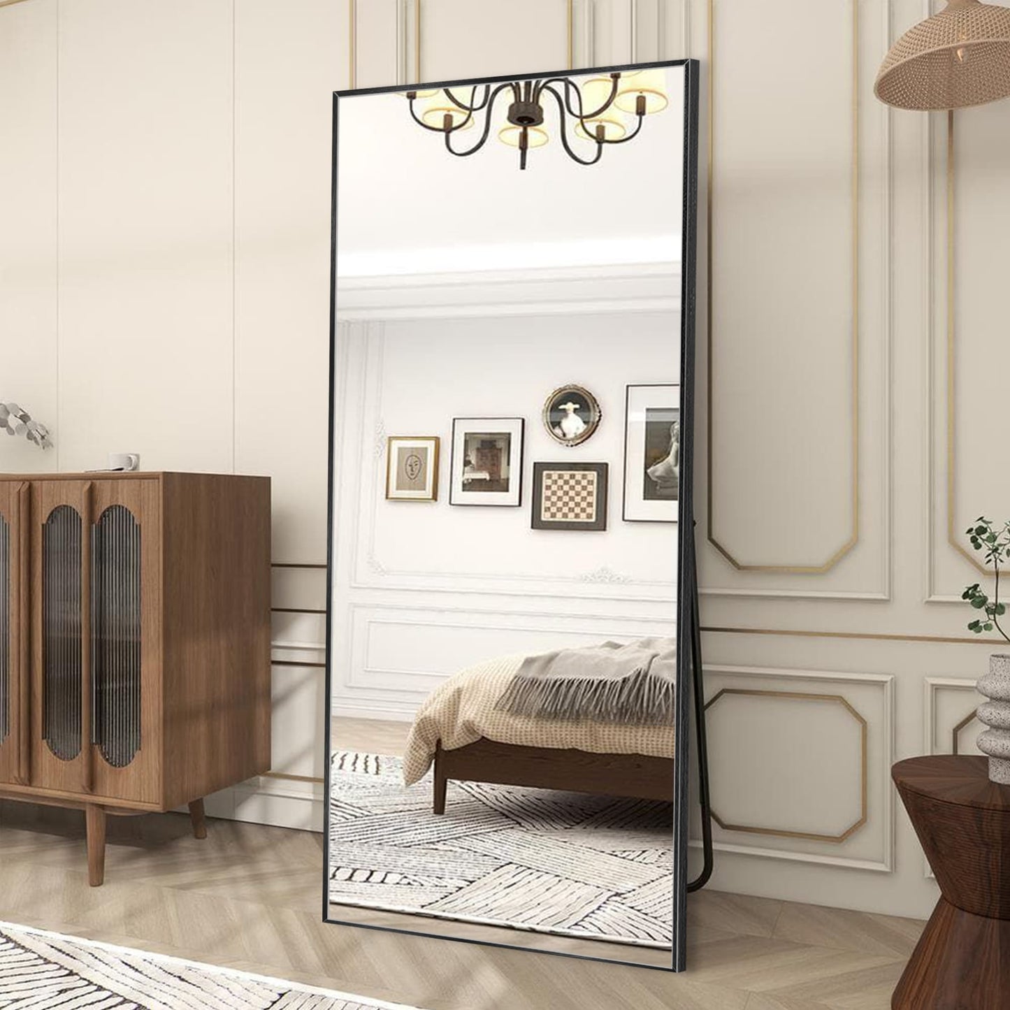 Specchio da terra moderno a figura intera, specchio indipendente