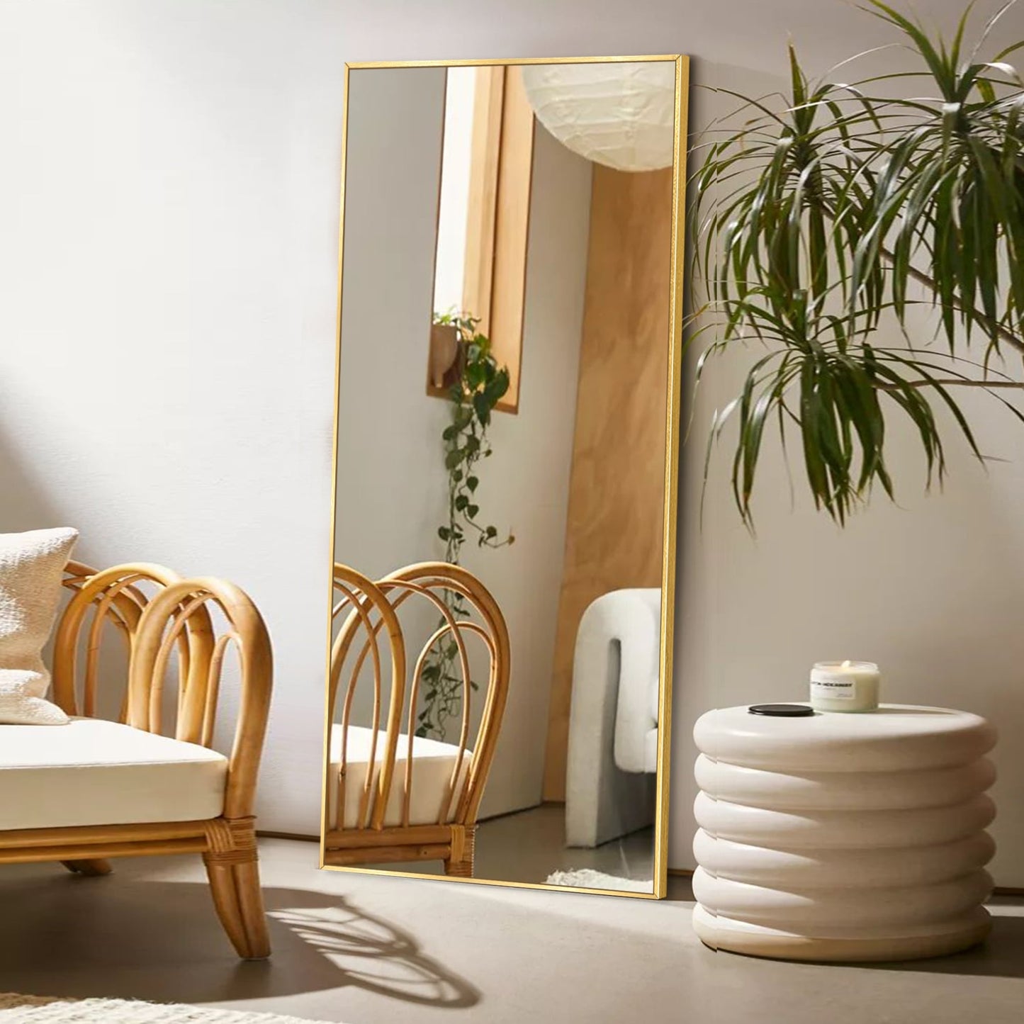 Specchio da terra moderno a figura intera, specchio indipendente