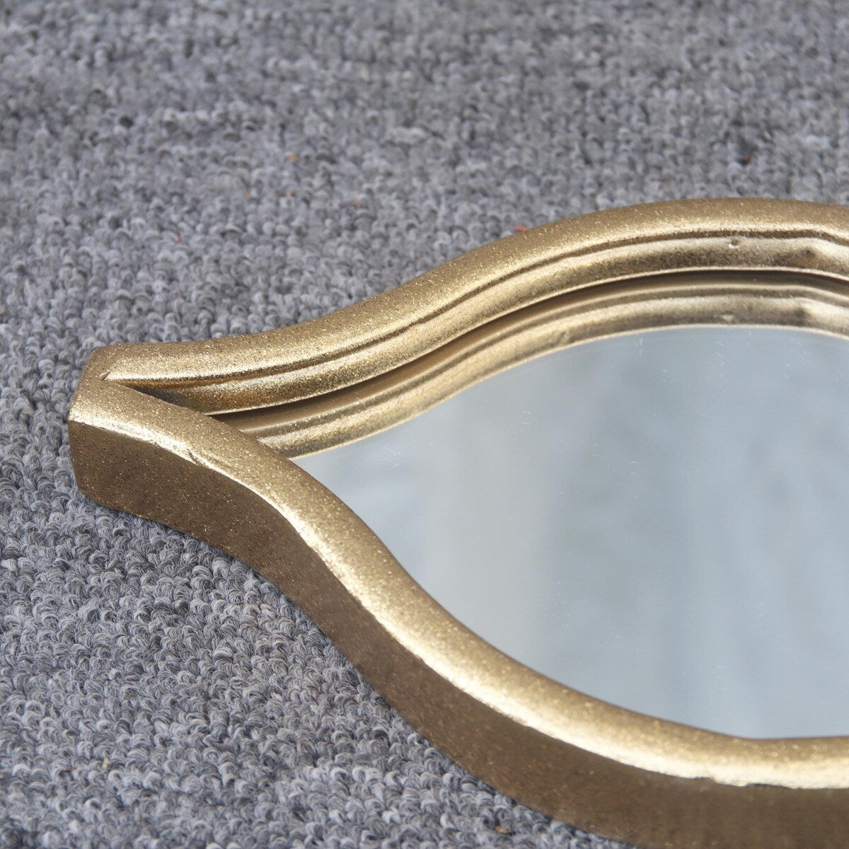 Specchio a goccia in metallo dorato moderno, decorazione da parete Boho, 37,875 H x 5,125 W