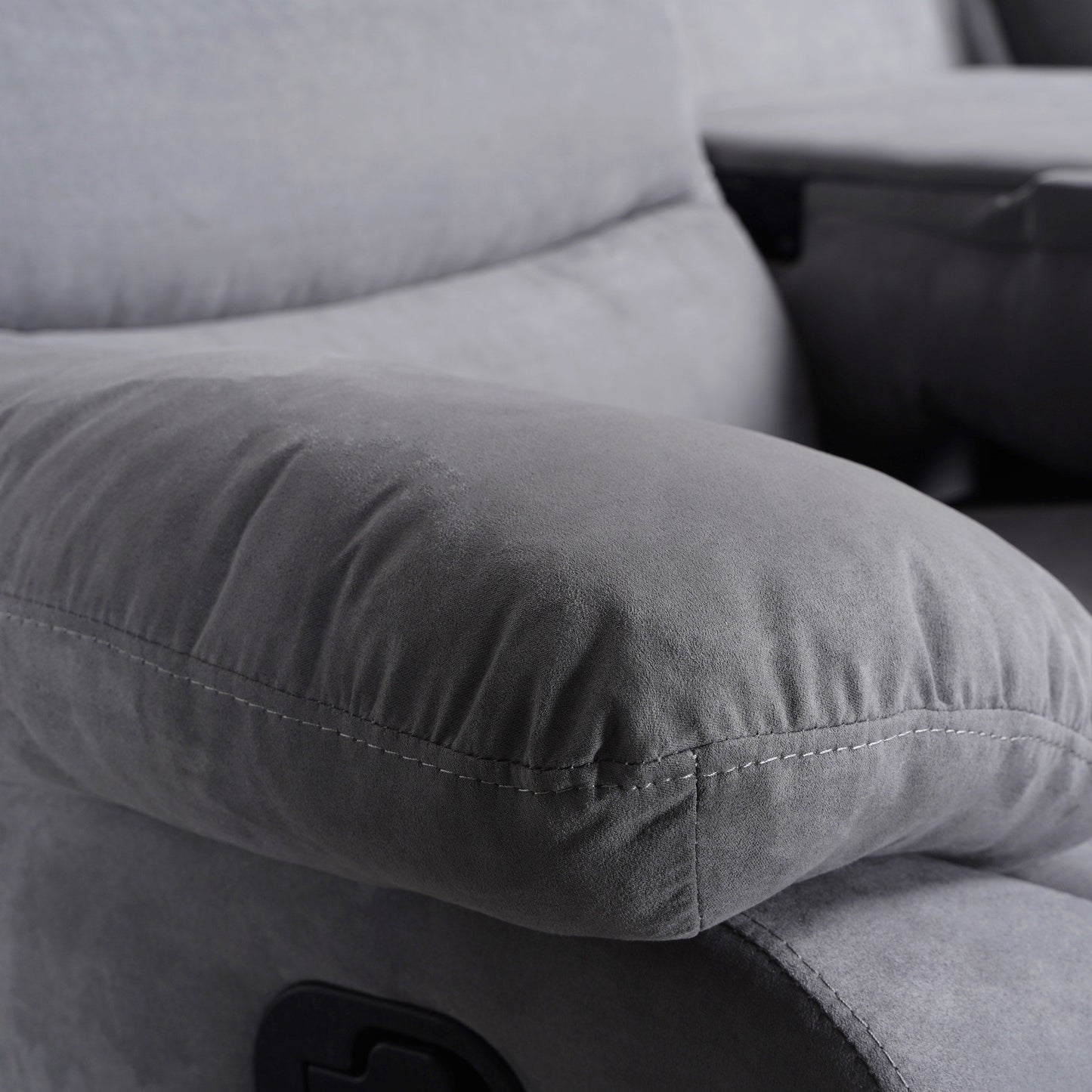 Moderno set di divani reclinabili manuali da soggiorno a 3 pezzi con tavolo a scomparsa e consolle