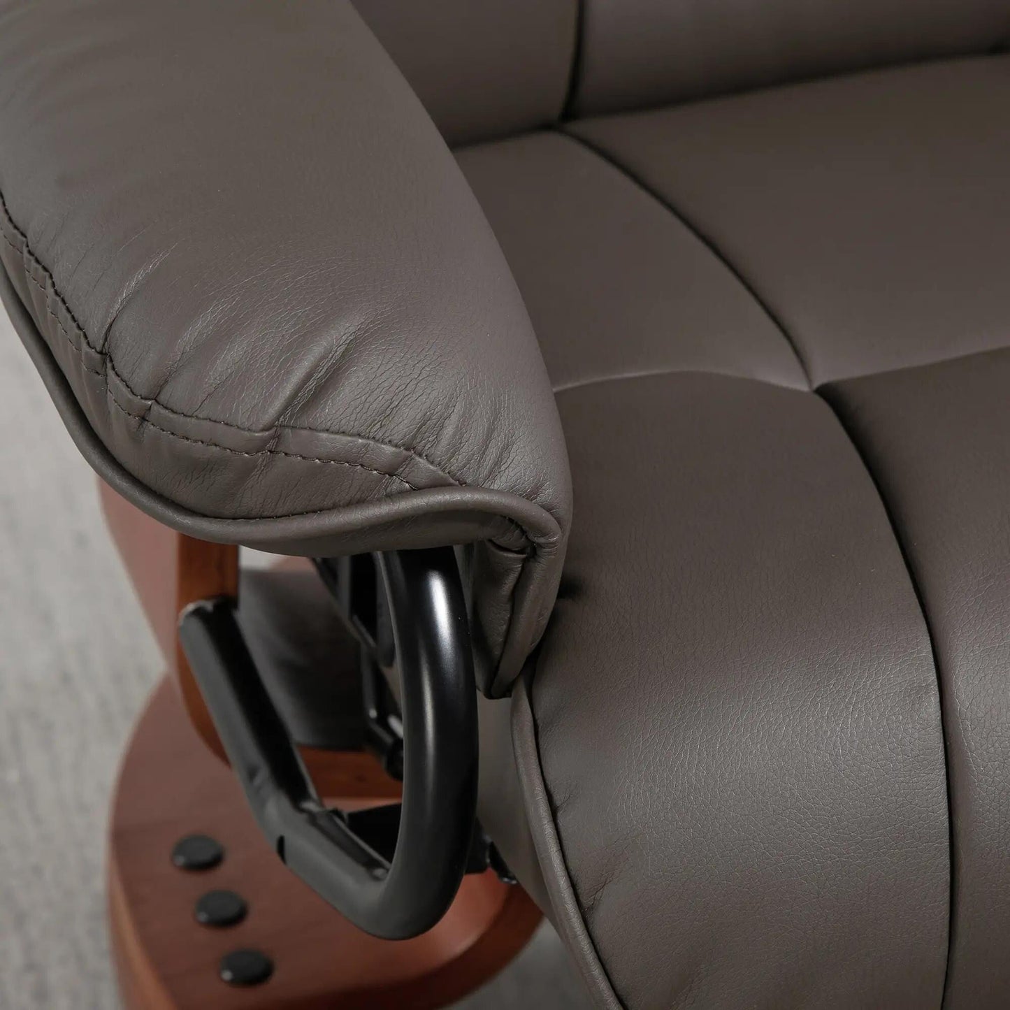 Poltrona reclinabile girevole moderna per camper con poggiapiedi per soggiorno