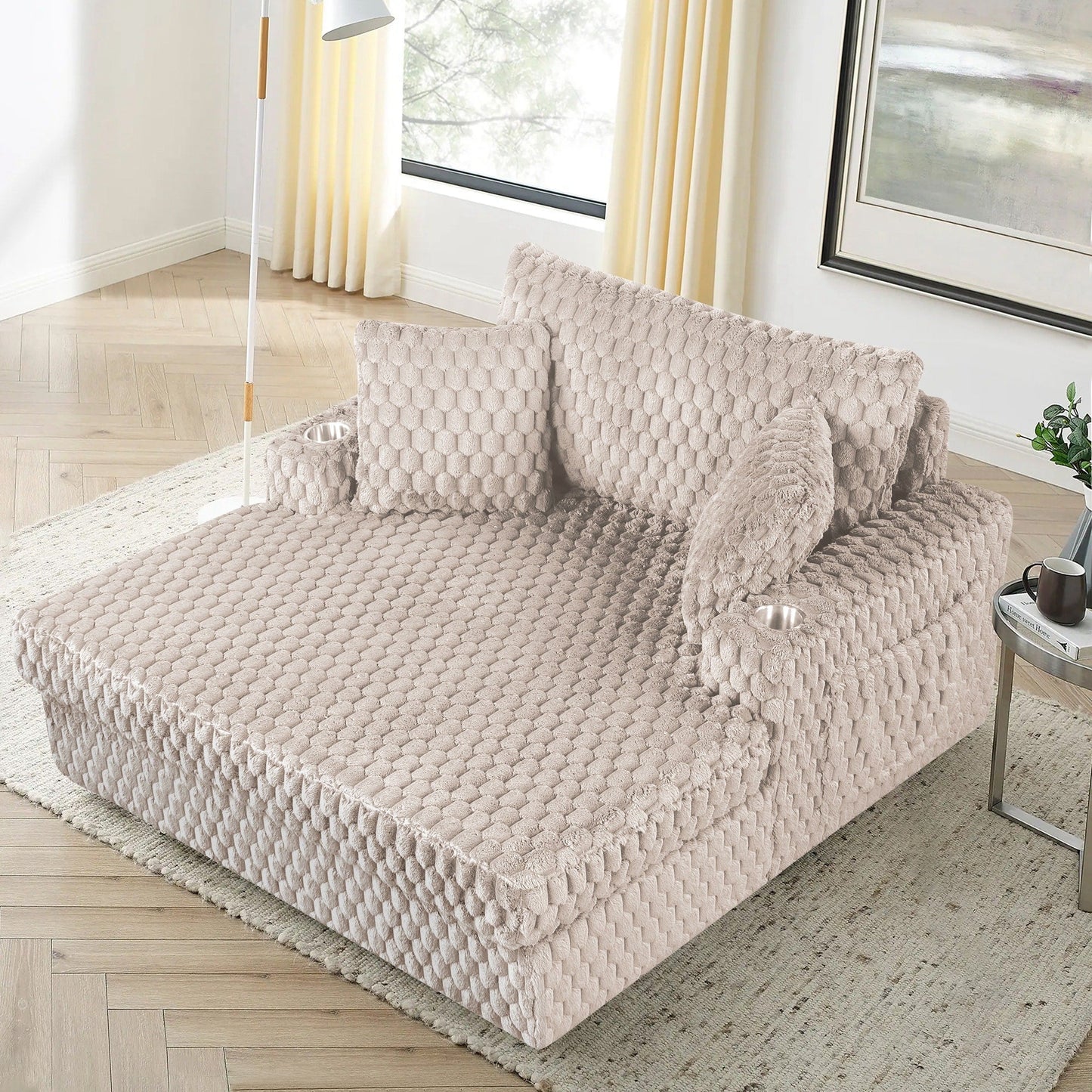 Divano letto moderno e morbido per interni con chaise longue e cuscini