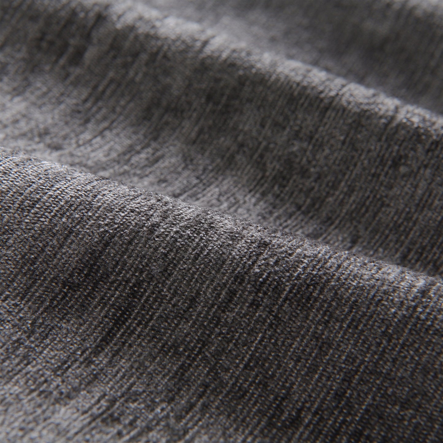 Divano componibile modulare a L con tavolo pieghevole, doppia ricarica USB, tasche laterali portaoggetti e pouf mobile