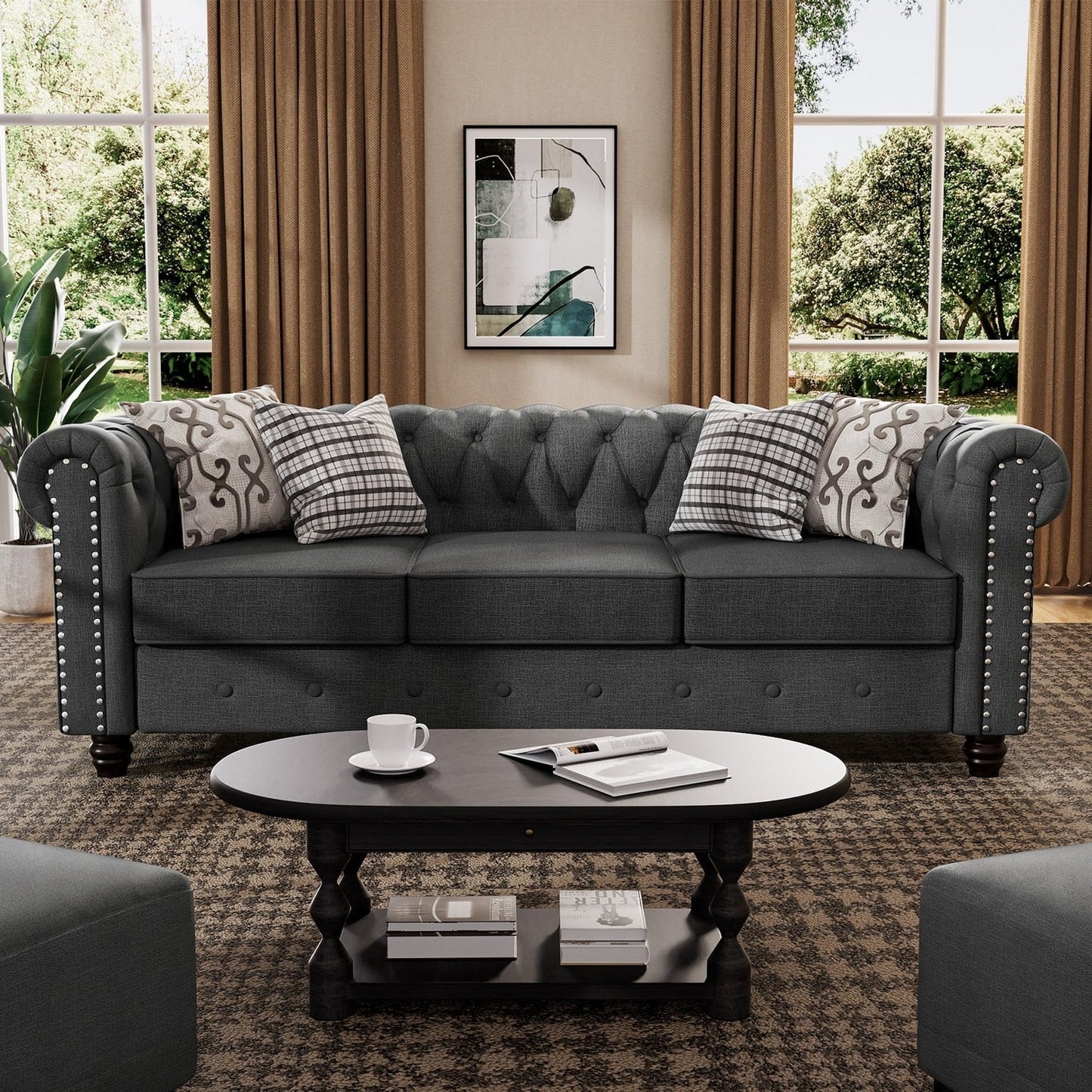 Divano Chesterfield Morden Fort Linen con bottoni trapuntati, borchie e gambe in legno massello per soggiorno