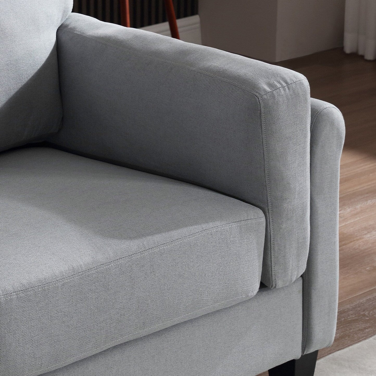 Divano moderno Morden Fort con doppio bracciolo, seduta profonda, cuscini dello schienale imbottiti, tessuto imbottito resistente