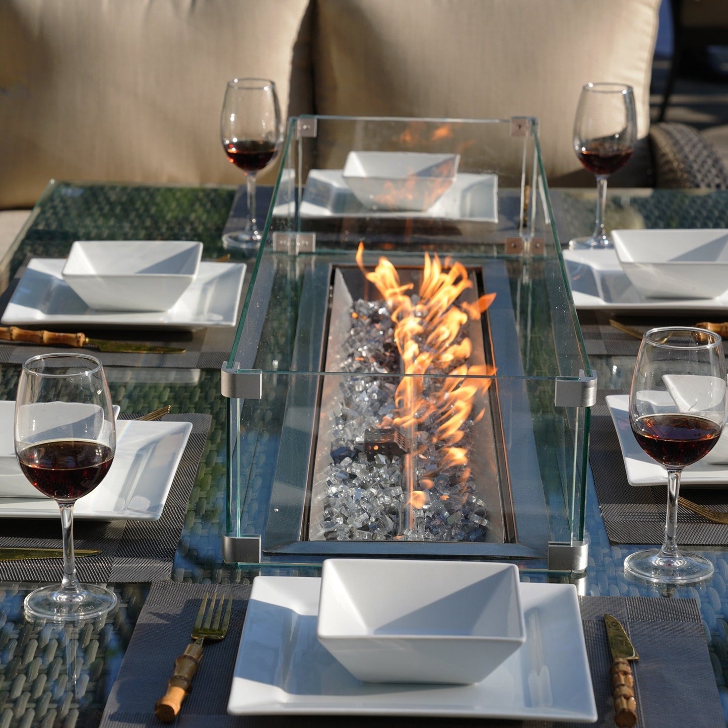 Set da pranzo con braciere per conversazione all'aperto Morden in vimini/acciaio da 7 pezzi