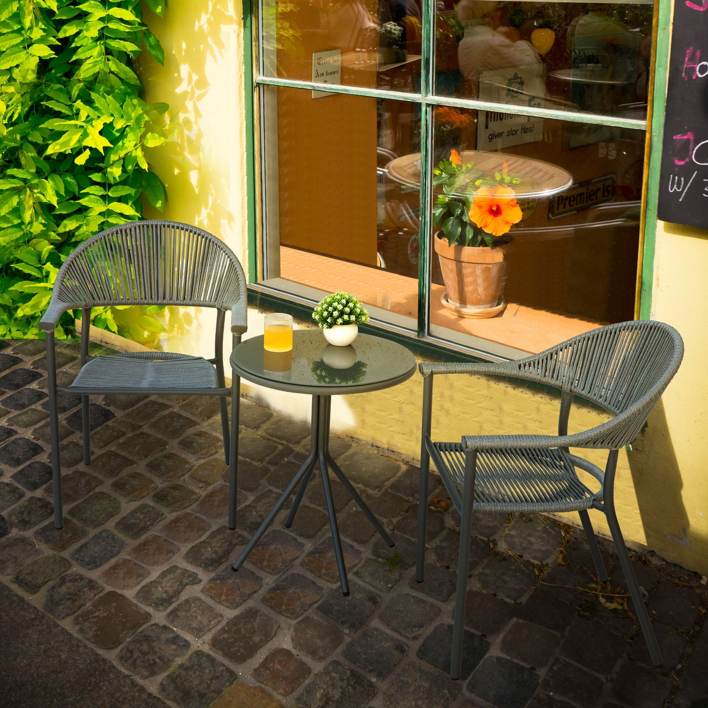 Set da bistrot in vimini e corda per patio NUU GARDEN da 3 pezzi