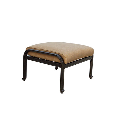 Set di 5 posti a sedere profondi per braciere a propano da patio Nassau con cuscini e tavolo da conversazione per braciere rotondo da 47'' e vetro per fuoco