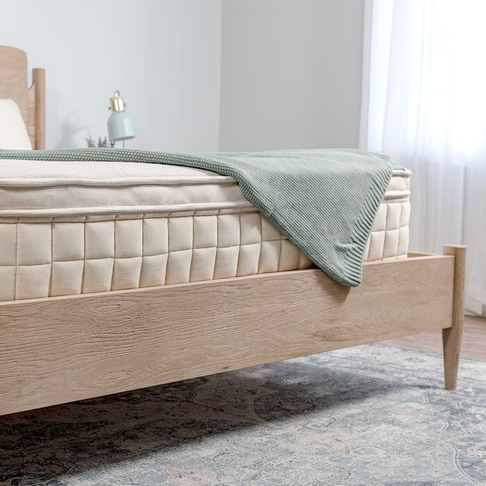 Materasso con rivestimento superiore organico Naturepedic Concerto