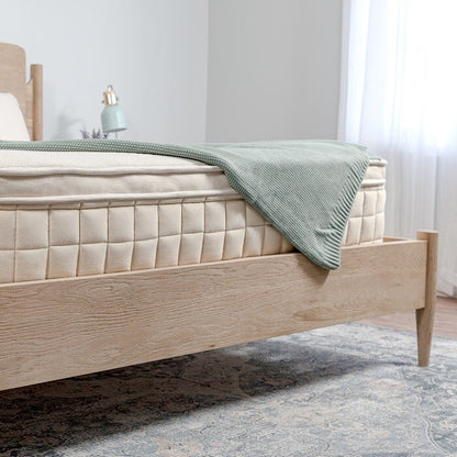 Materasso con rivestimento superiore organico Naturepedic Concerto