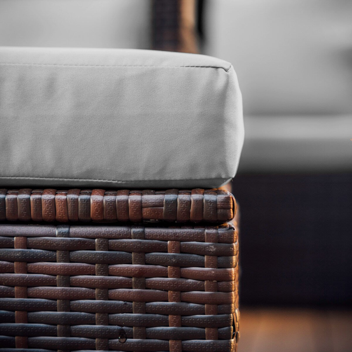 Set da pranzo per patio in vimini da esterno Nestl da 7 pezzi