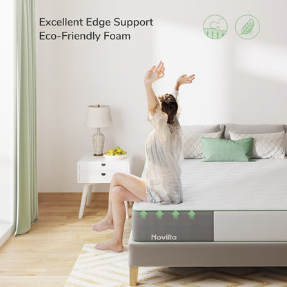 Materasso in memory foam Novilla da 10 pollici con gel rinfrescante di medie dimensioni in una scatola