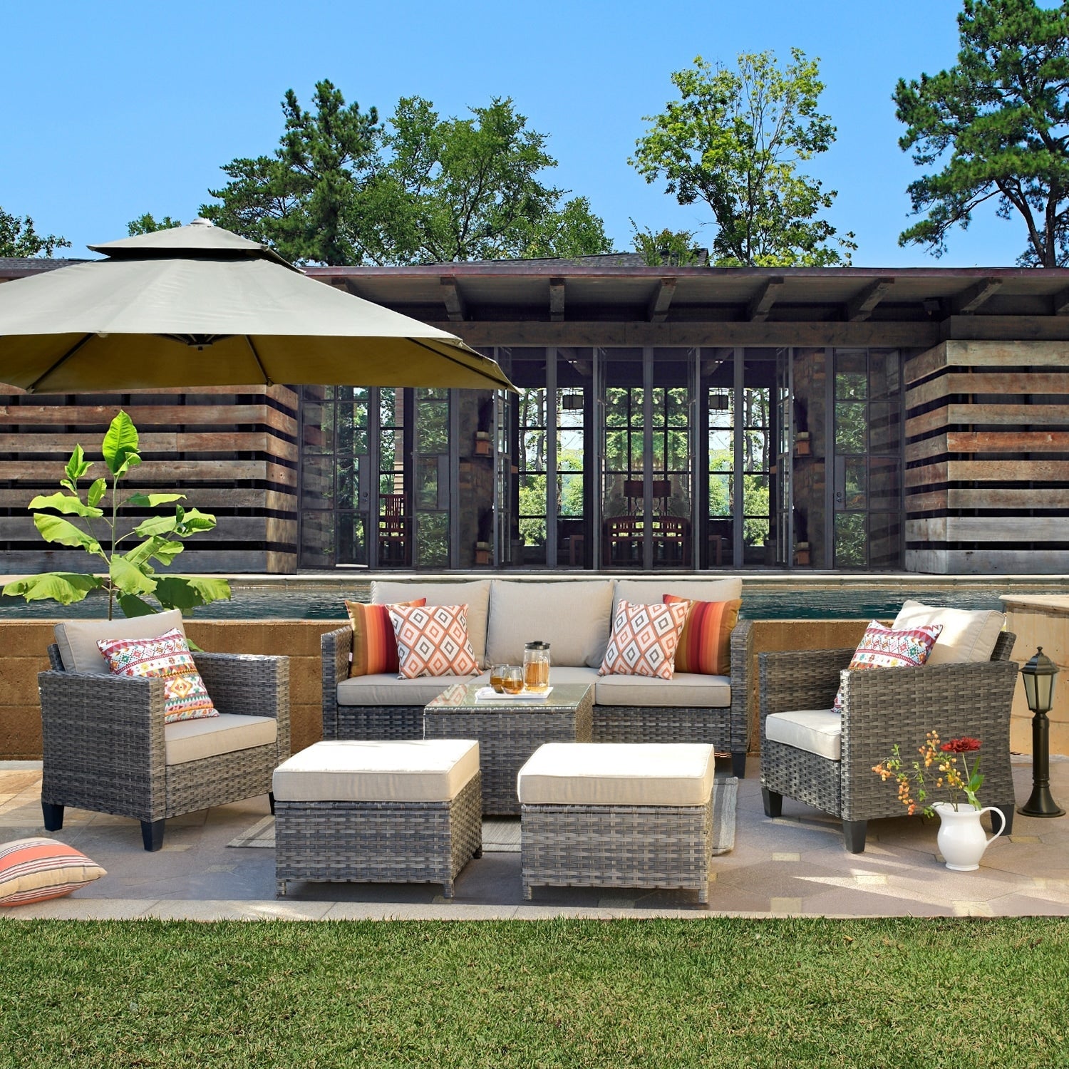 Selected Variant Image