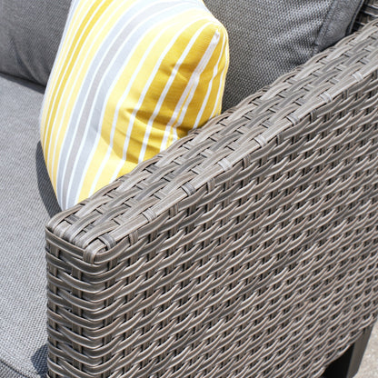 Set da conversazione in vimini per esterni OVIOS da 7 pezzi