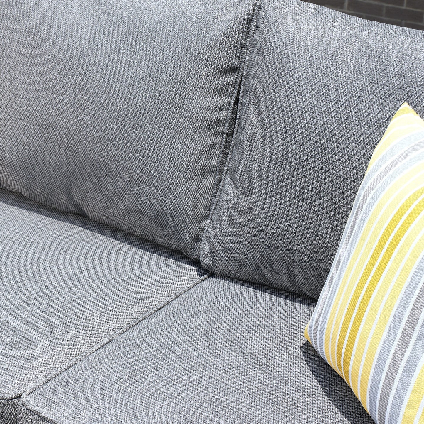 Set da conversazione in vimini per esterni OVIOS da 7 pezzi