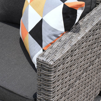 Set di mobili da conversazione in vimini da giardino OVIOS da 8 pezzi con sedie girevoli