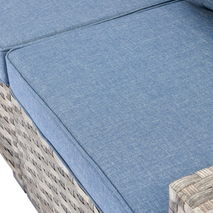 Set di 9 sedie a dondolo girevoli in vimini per patio OVIOS con tavoli con piano in vetro