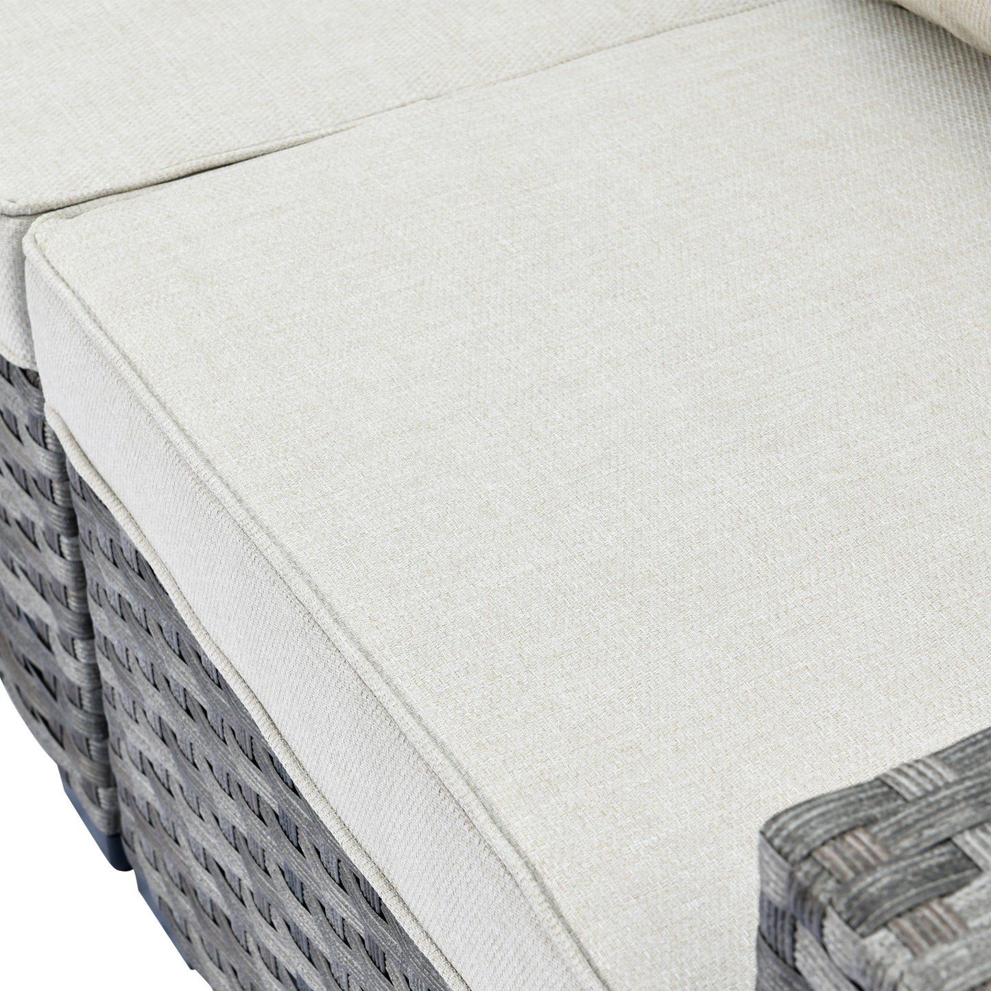 Set di 9 sedie a dondolo girevoli in vimini per patio OVIOS con tavoli con piano in vetro