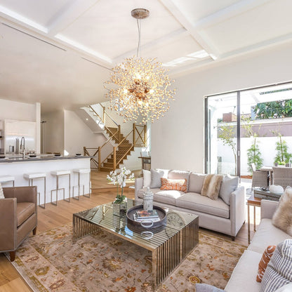 Lampadario moderno a forma di fuoco d'artificio Sputnik di OYIPRO con illuminazione a sospensione in cristallo