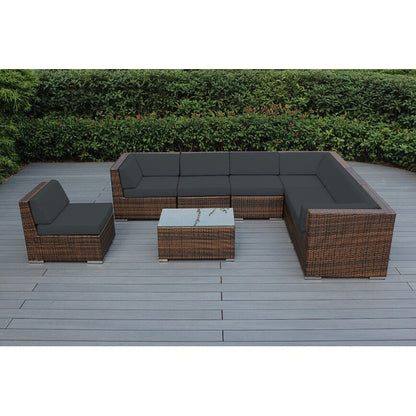 Divano componibile Ohana Outdoor Patio da 8 pezzi in vimini marrone misto con cuscini - Nessun montaggio