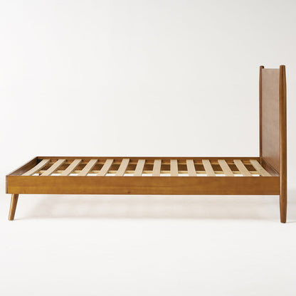 Pacchetto materasso OkiOki e letto Mid-Century