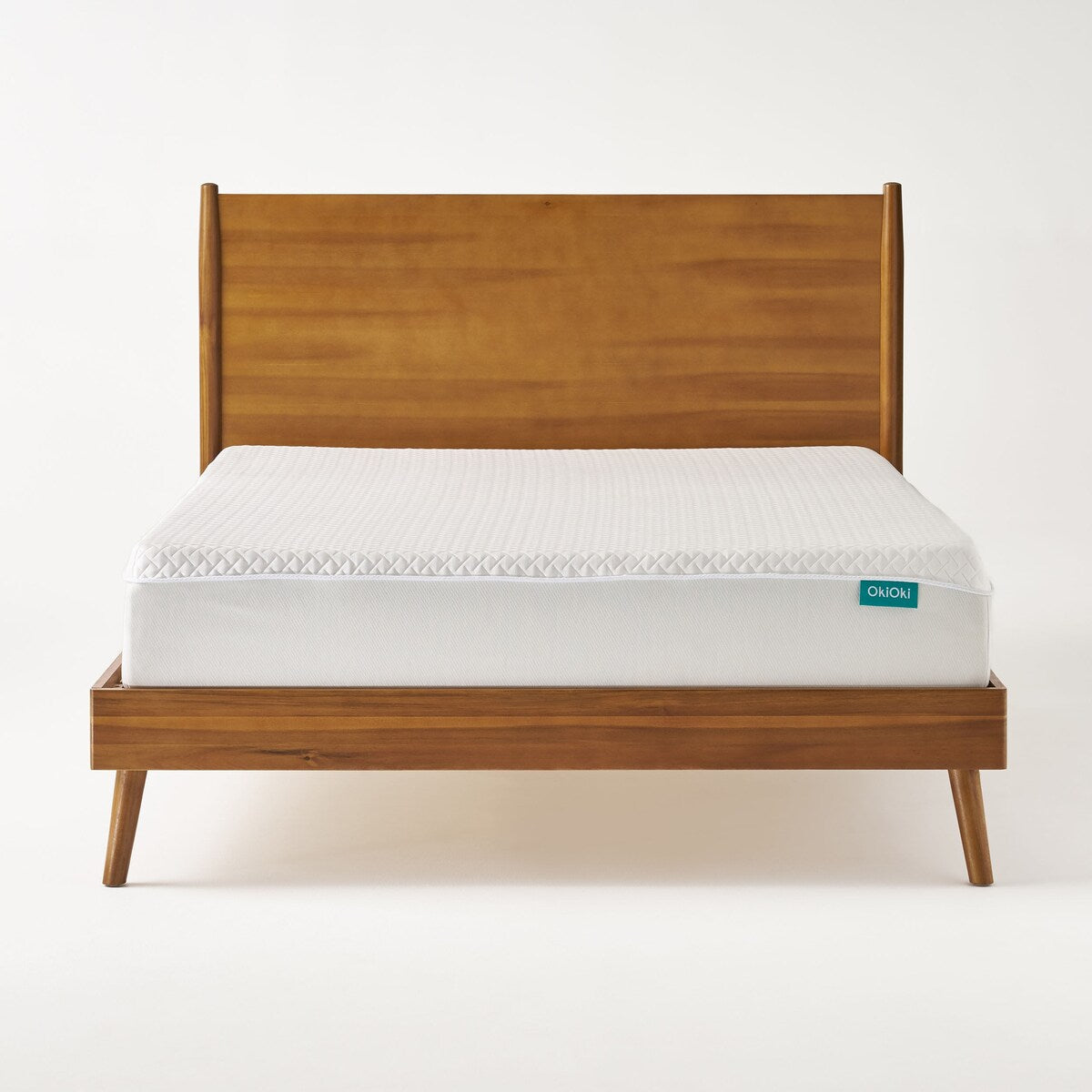 Pacchetto materasso OkiOki e letto Mid-Century