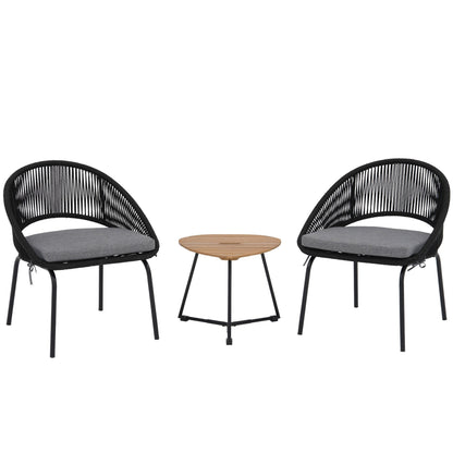 Set da salotto moderno con 3 sedie imbottite in vimini per esterni