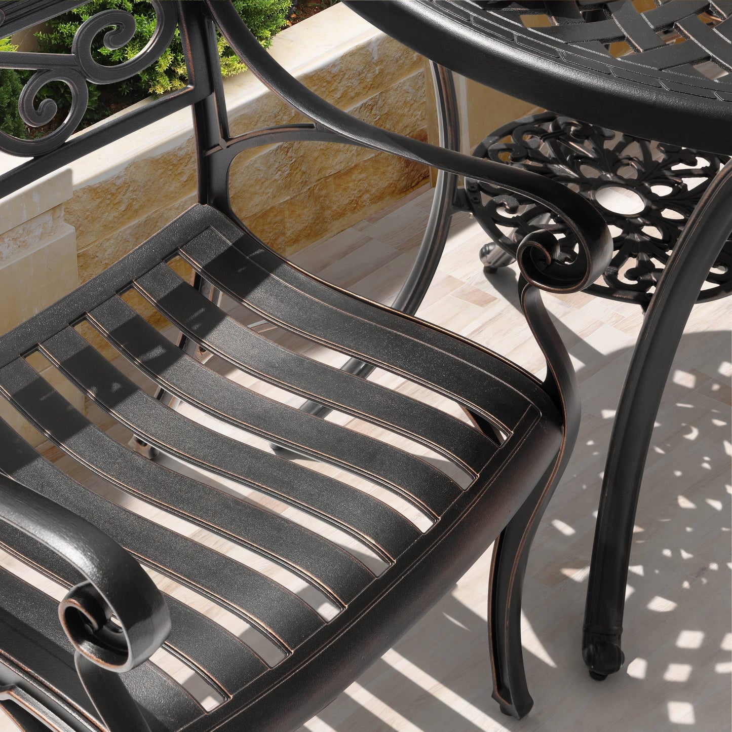 Set da bistrot da esterno in alluminio pressofuso da 3 pezzi con foro per ombrellone da 2''