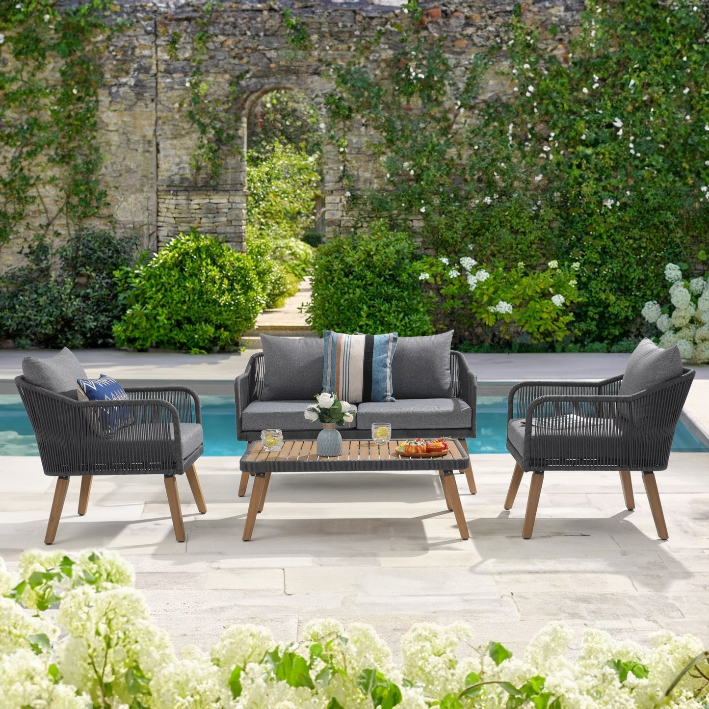 Set da conversazione in corda da esterno, 4 pezzi, con cuscini