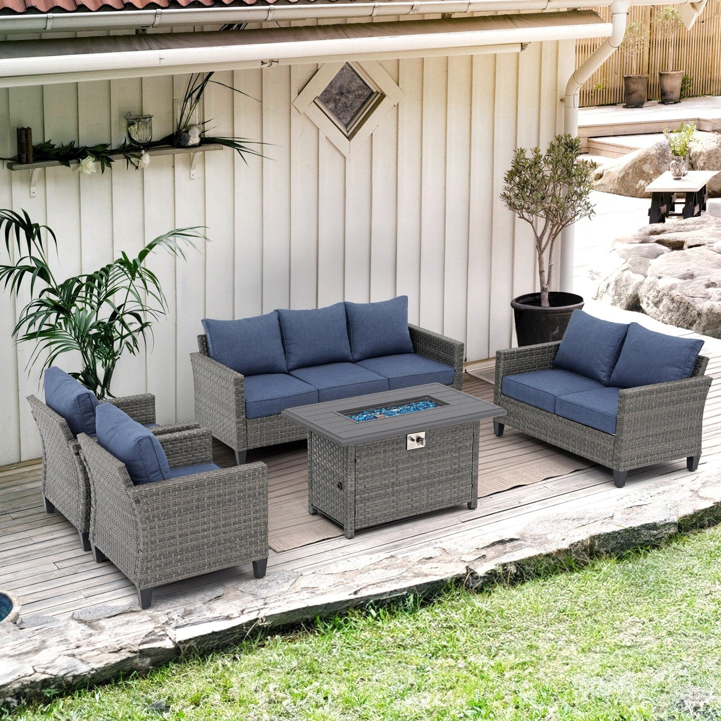 Set di divani in vimini da esterno da 5 pezzi con braciere