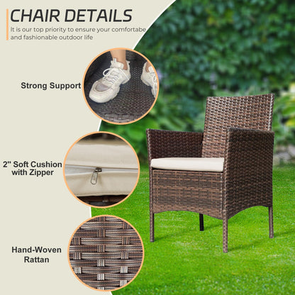 Set di mobili da esterno da 4 pezzi con cuscini, set da conversazione in vimini e tavolino da caffè in vetro