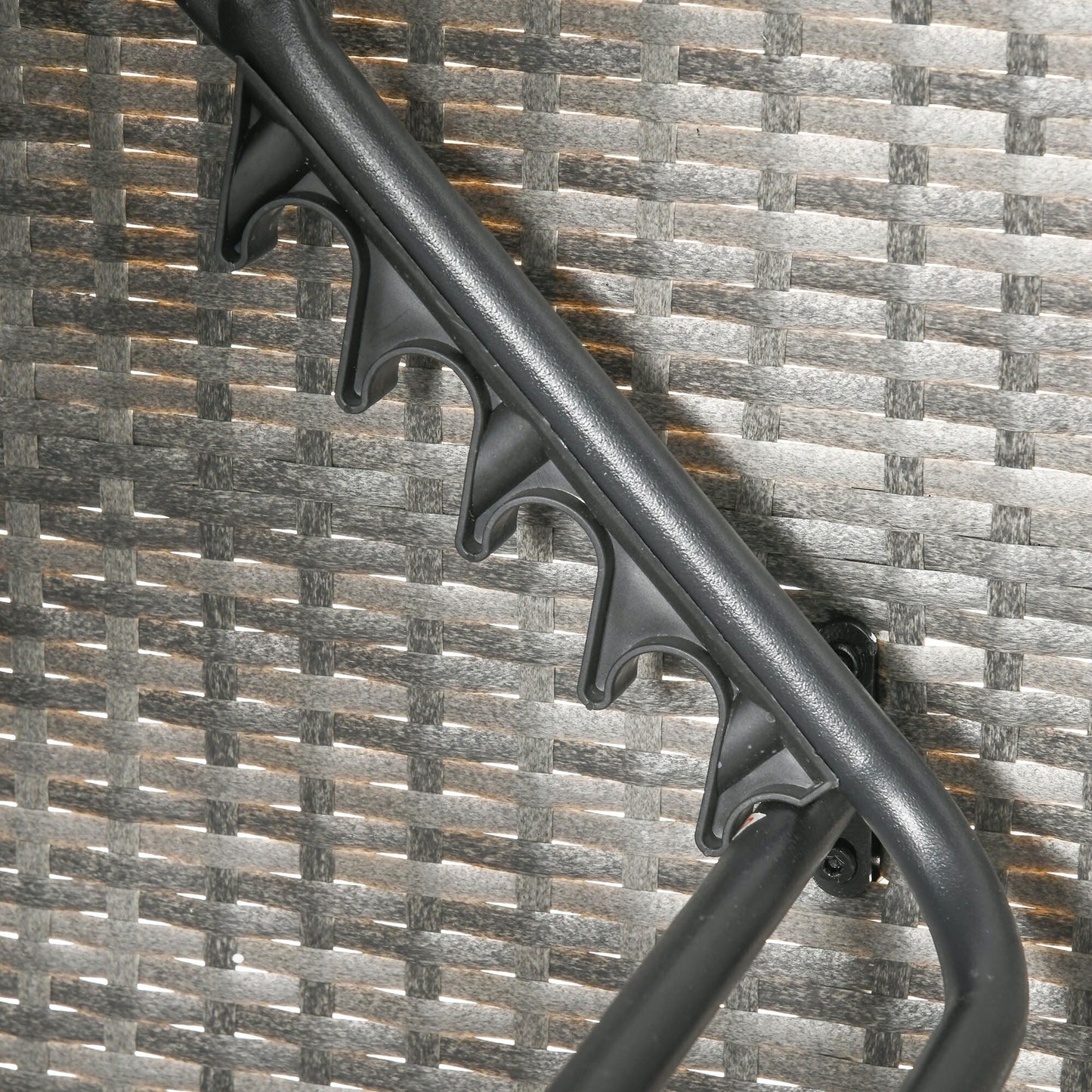 Set di mobili da giardino Outsunny da 4 pezzi con cuscini, divano letto in rattan PE con baldacchino retrattile, set di divani componibili per esterni