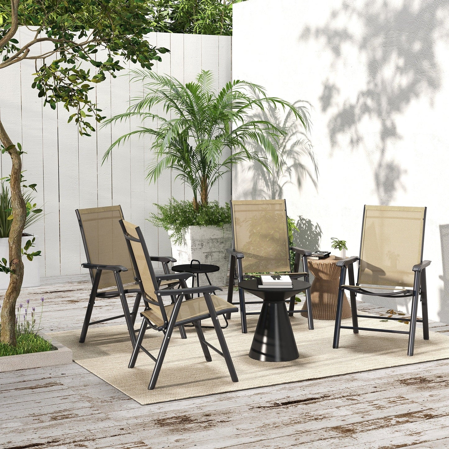 Set di 4 sedie pieghevoli da giardino Outsunny dal design semplice ed elegante, comode per il terrazzo, il giardino, il cortile e i viaggi
